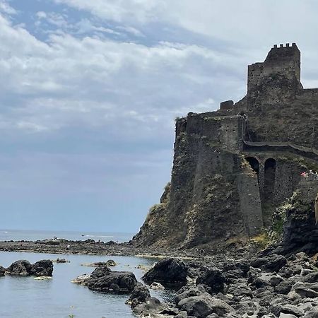 Donna Serena Aci Castello Zewnętrze zdjęcie